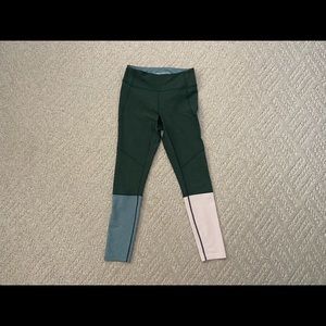 100% new Outdoor Voices 7/8 Legging